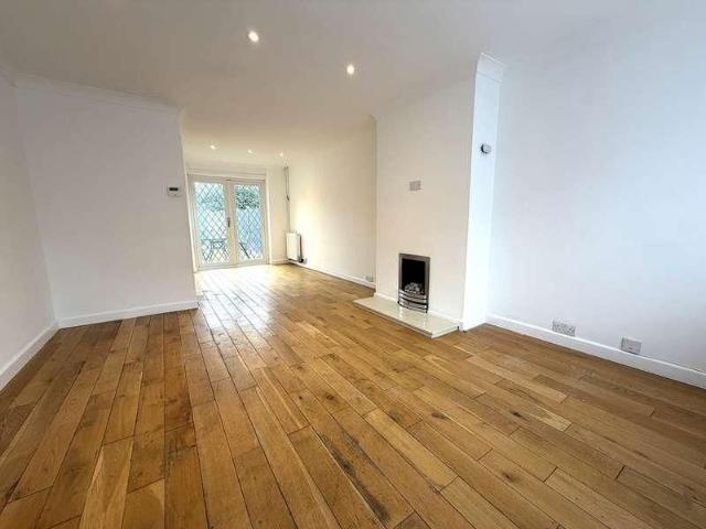 House for rent in St. Stephen's, The Bridge