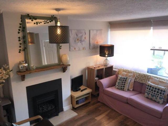 House for rent in The King's Mile, The Bridge