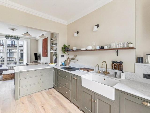 Apartment for rent in Kensal Town, Bayswater