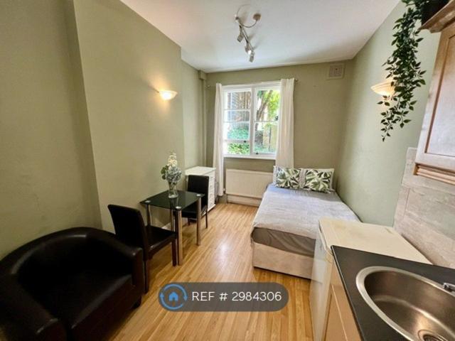 Studio for rent in Kensal Town, Bayswater