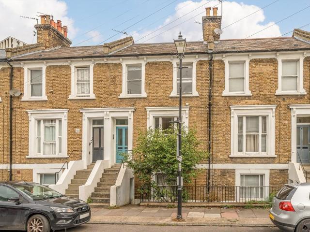 Apartment for rent in London Borough of Lewisham, Ladywell