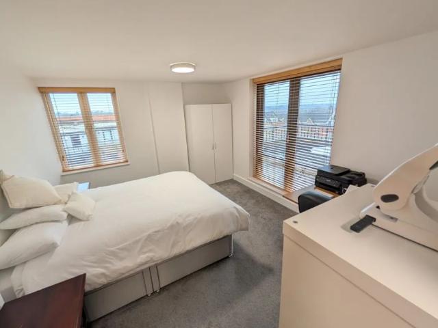 Apartment for rent in Heigham Grove, East Bank