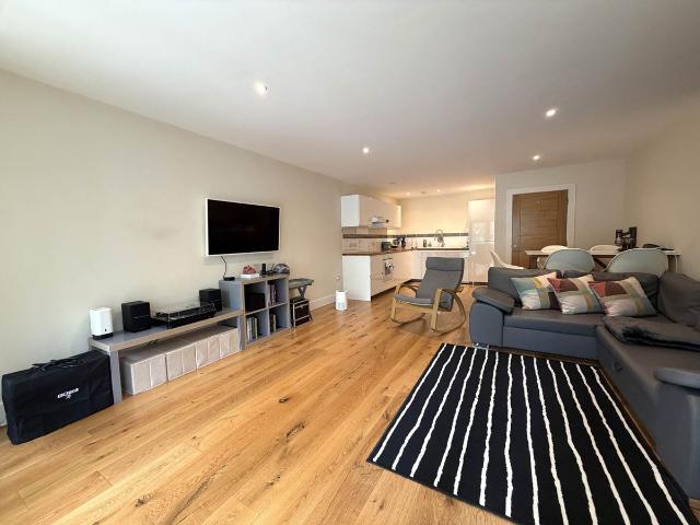 Apartment for rent in The King's Mile, The Bridge