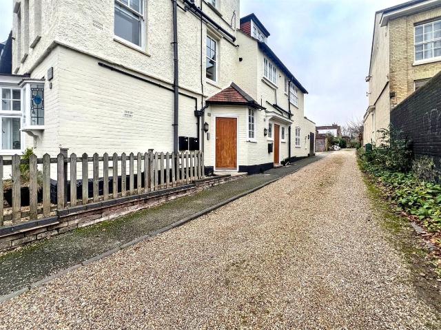 Apartment for rent in Heigham Grove, East Bank