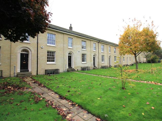 House for rent in Heigham Grove, East Bank