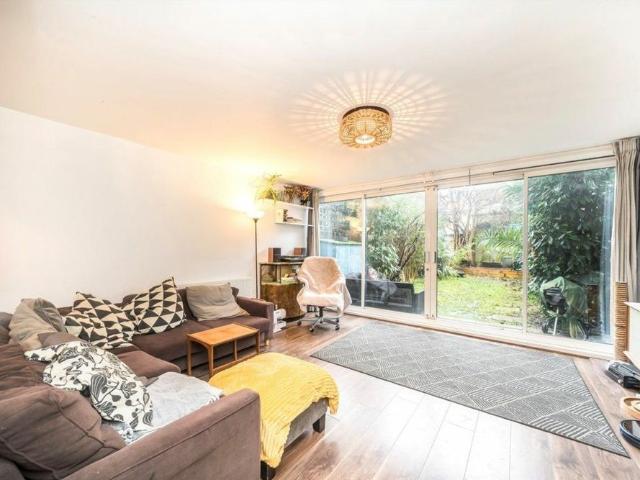 House for rent in Old Ford, Bow