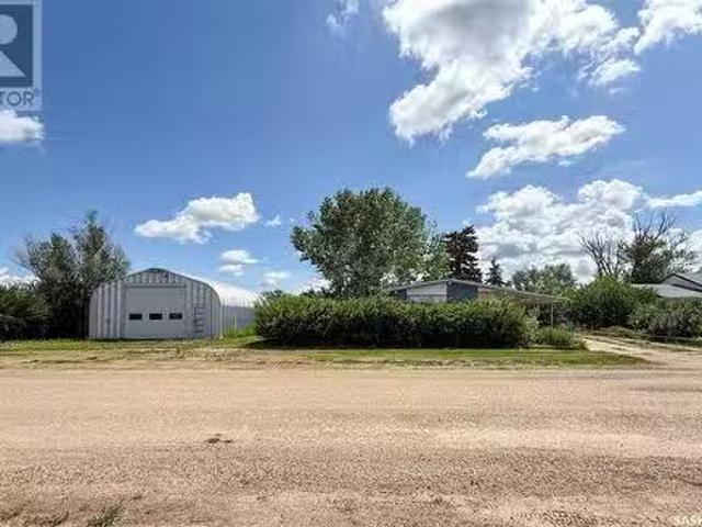 House for sale in Climax, Saskatchewan