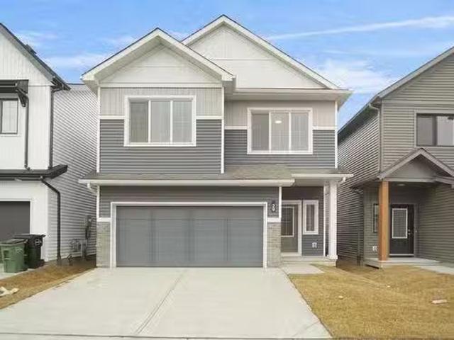 House for sale in Wedgewood, Alberta