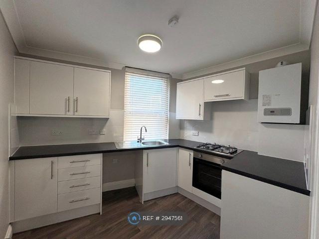 Apartment for rent in Lansdowne, Springbourne
