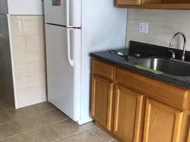 Condo for rent in Astoria