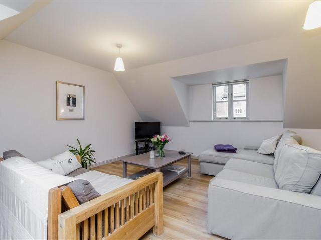 House for rent in St Thomas', The Slade