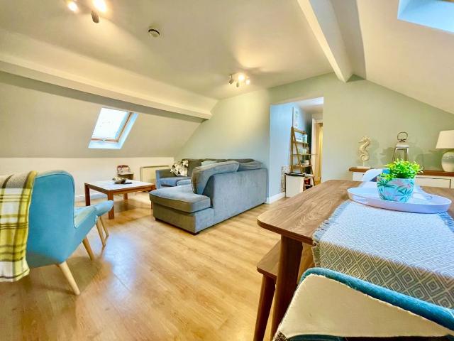Apartment for rent in Rodwell, Weymouth