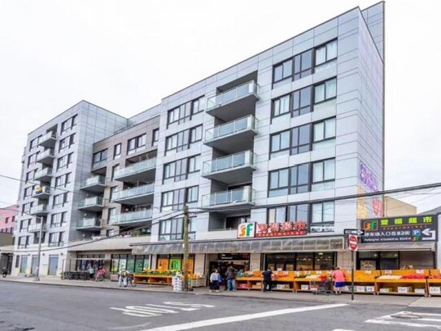 Condo for sale in Elmhurst