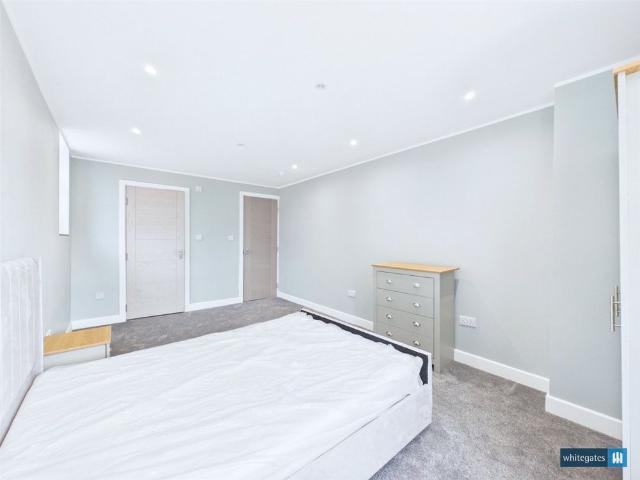 Room for rent in City Centre, Doncaster