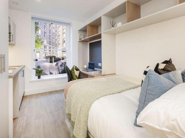 Studio for rent in Blythswood Hill, Scotland