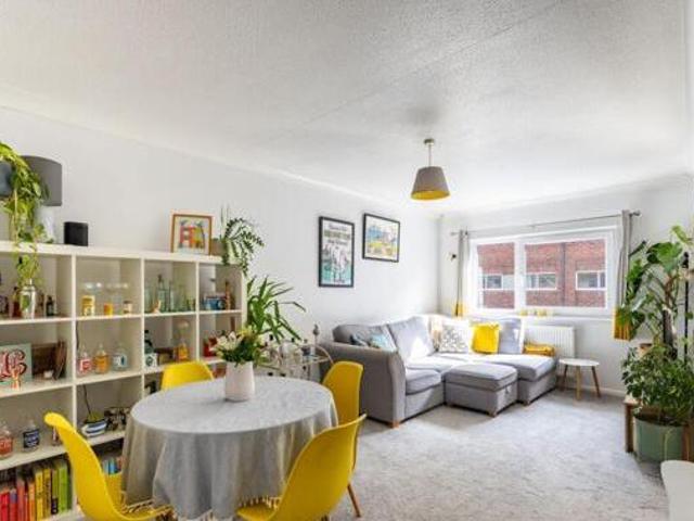House for sale in Perryfields, West Sussex