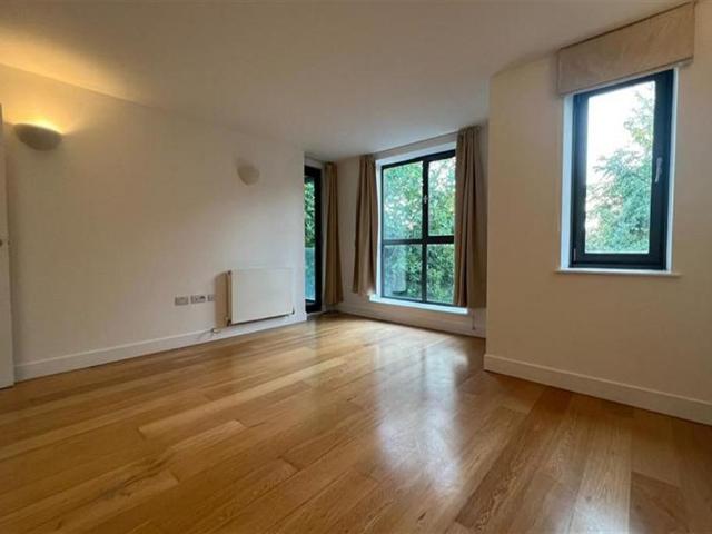 House for rent in Barnsbury, Greater London