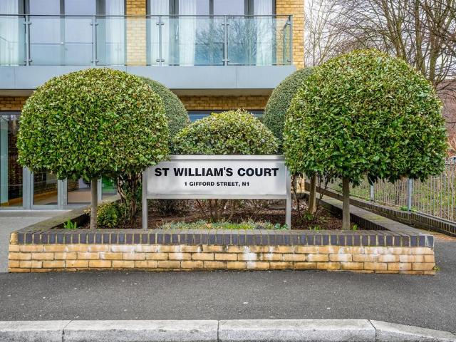 House for rent in Barnsbury, Greater London