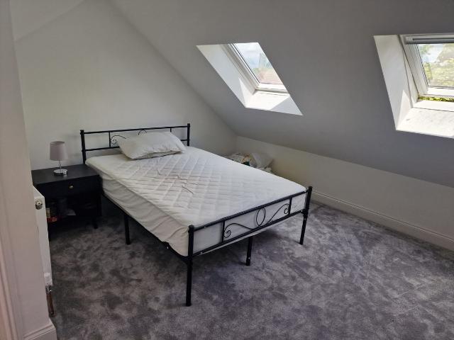Room for rent in Little Ilford, Greater London