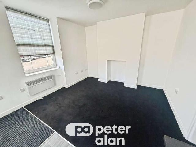 Apartment for rent in Stow Hill, Wales