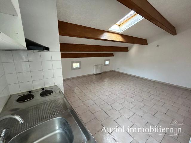 Studio location à Marseille, Auriol