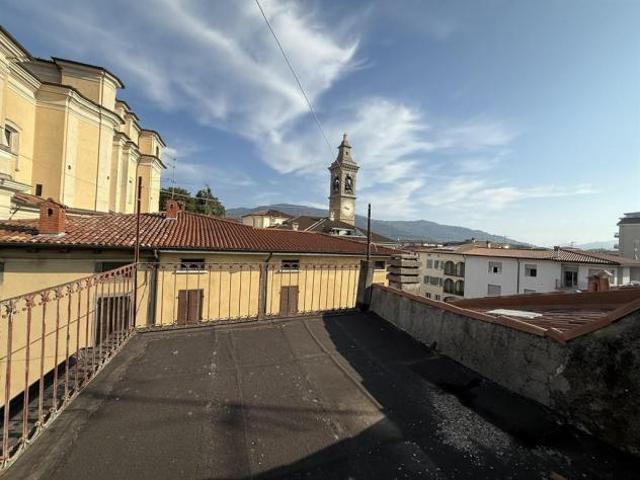 Villa Indipendente in vendita a Grumello Del Monte, Lombardia