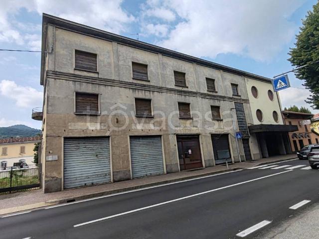 Palazzo in vendita a Cisano Bergamasco, Lombardia
