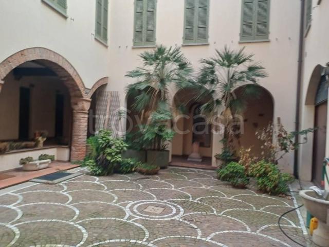 Palazzo in vendita a Centro Storico, Cremona