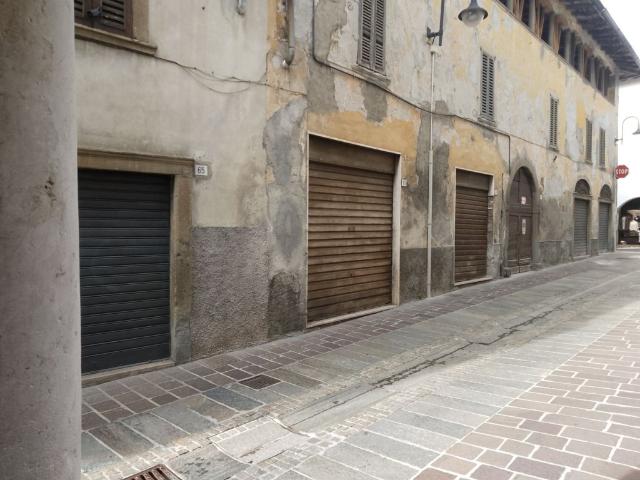 Palazzo in vendita a Gandino, Bergamo