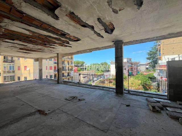 Palazzo in vendita a Municipalità 3, Campania