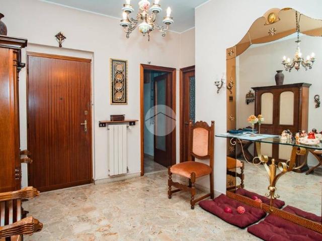 Palazzo in vendita a San Giuliano Milanese, Lombardia