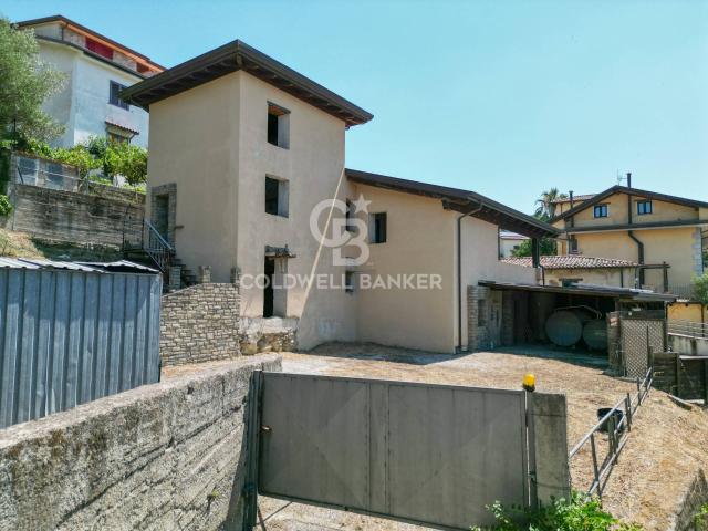 Palazzo in vendita a Torchiara, Campania