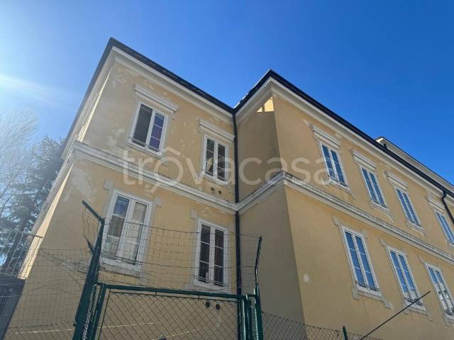 Palazzo in vendita a San Luigi, Trieste