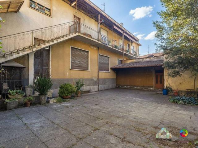 Palazzo in vendita a Triuggio, Lombardia