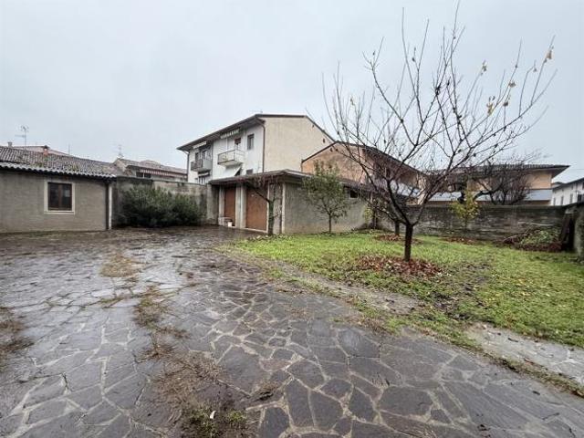 Villa Indipendente in vendita a Mornico Al Serio, Lombardia