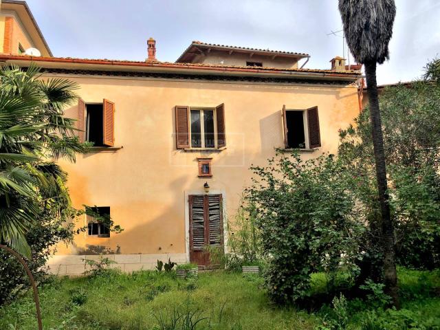 Palazzo in vendita a Pieve Di Sinalunga, Toscana