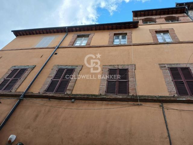 Palazzo in vendita a Sant'Erminio, Cenerente