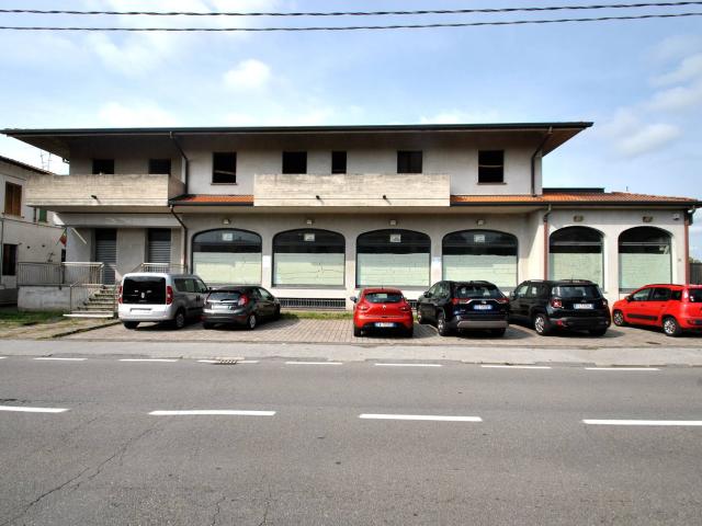 Palazzo in vendita a San Maurizio, Vimercate
