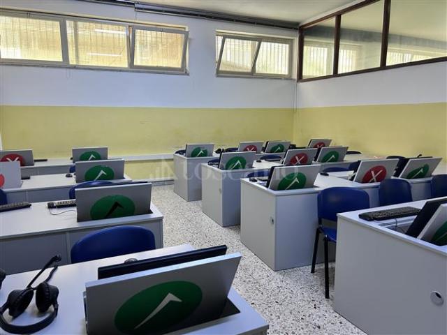 Ufficio in vendita a Acradina, Siracusa
