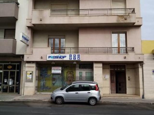 Palazzo in vendita a Vittoria