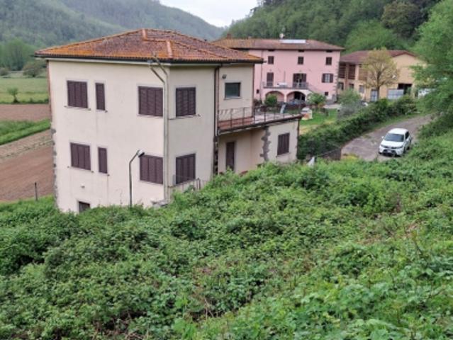 Palazzo in vendita a Fornoli, Bagni di Lucca