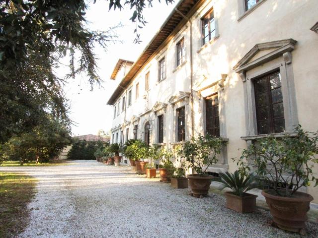 Palazzo in vendita a San Giuliano Terme, Toscana