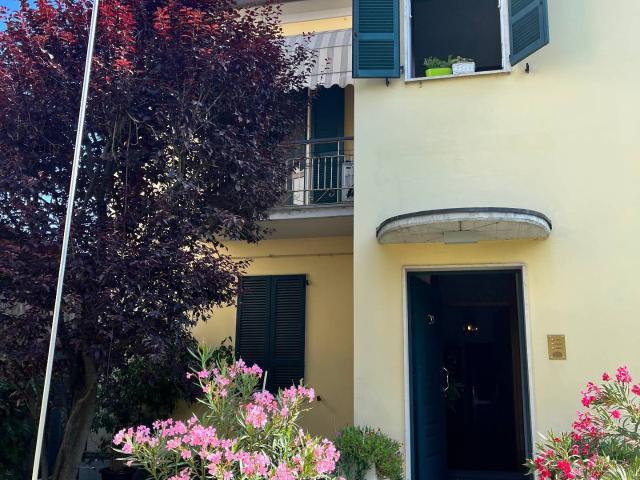 Villa Indipendente in vendita a Fiorenzuola D'arda, Reggio Emilia