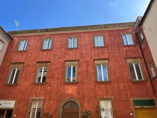 Palazzo in vendita a Larderello, Toscana