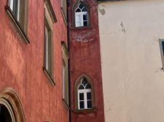 Palazzo in vendita a Larderello, Toscana