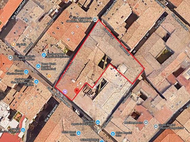 Palazzo in vendita a Centro Storico, Marche