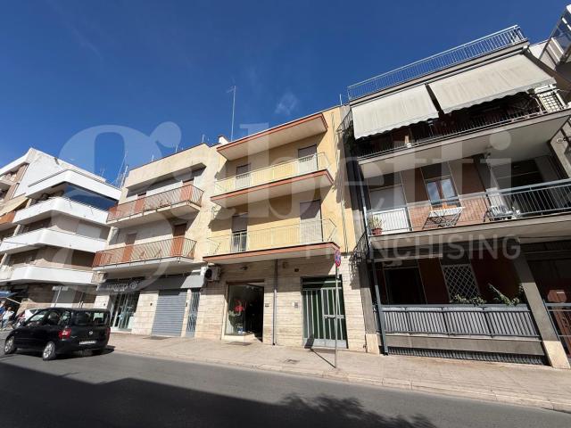 Palazzo in vendita a San Valentino, Puglia