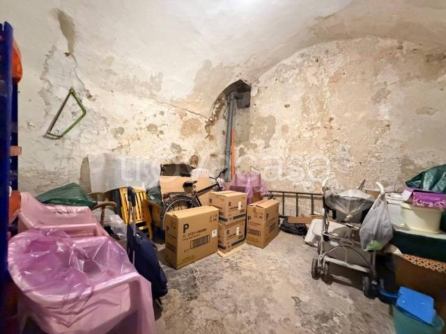 Palazzo in vendita a Bisceglie, Barletta-Andria-Trani