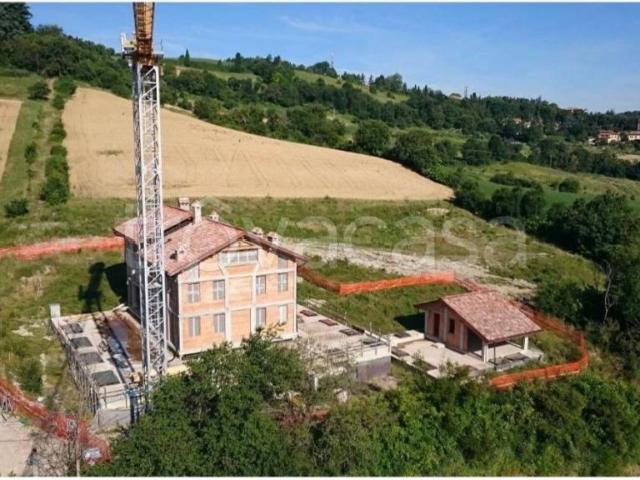 Palazzo in vendita a Monte Donato, Bologna