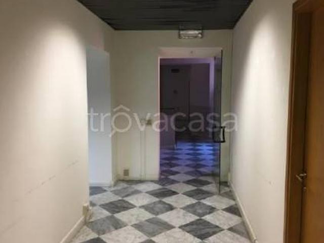 Palazzo in vendita a Pontecimato, Carrara